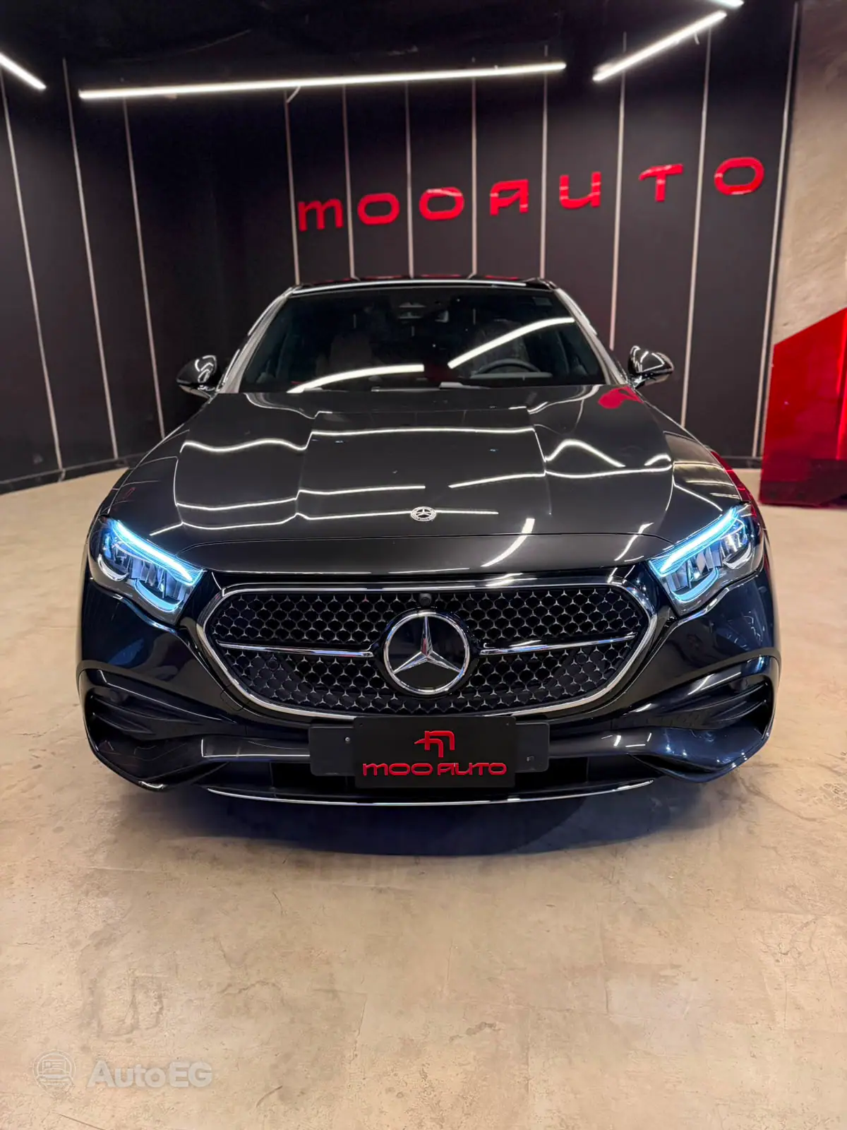 Mercedes-Benz E200 كسر زيرو – الصورة 1 من 14