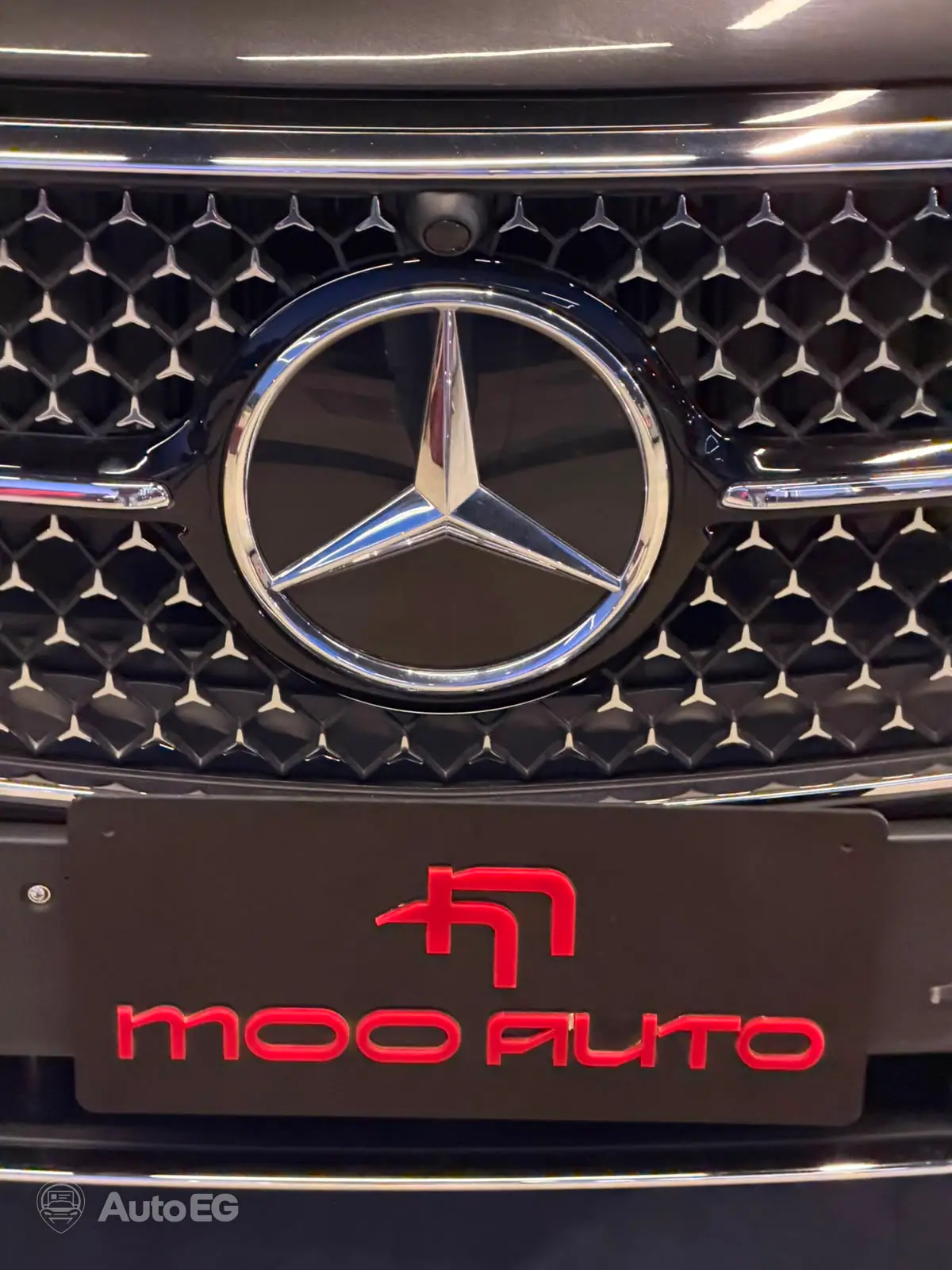 Mercedes-Benz E200 كسر زيرو – الصورة 3 من 14